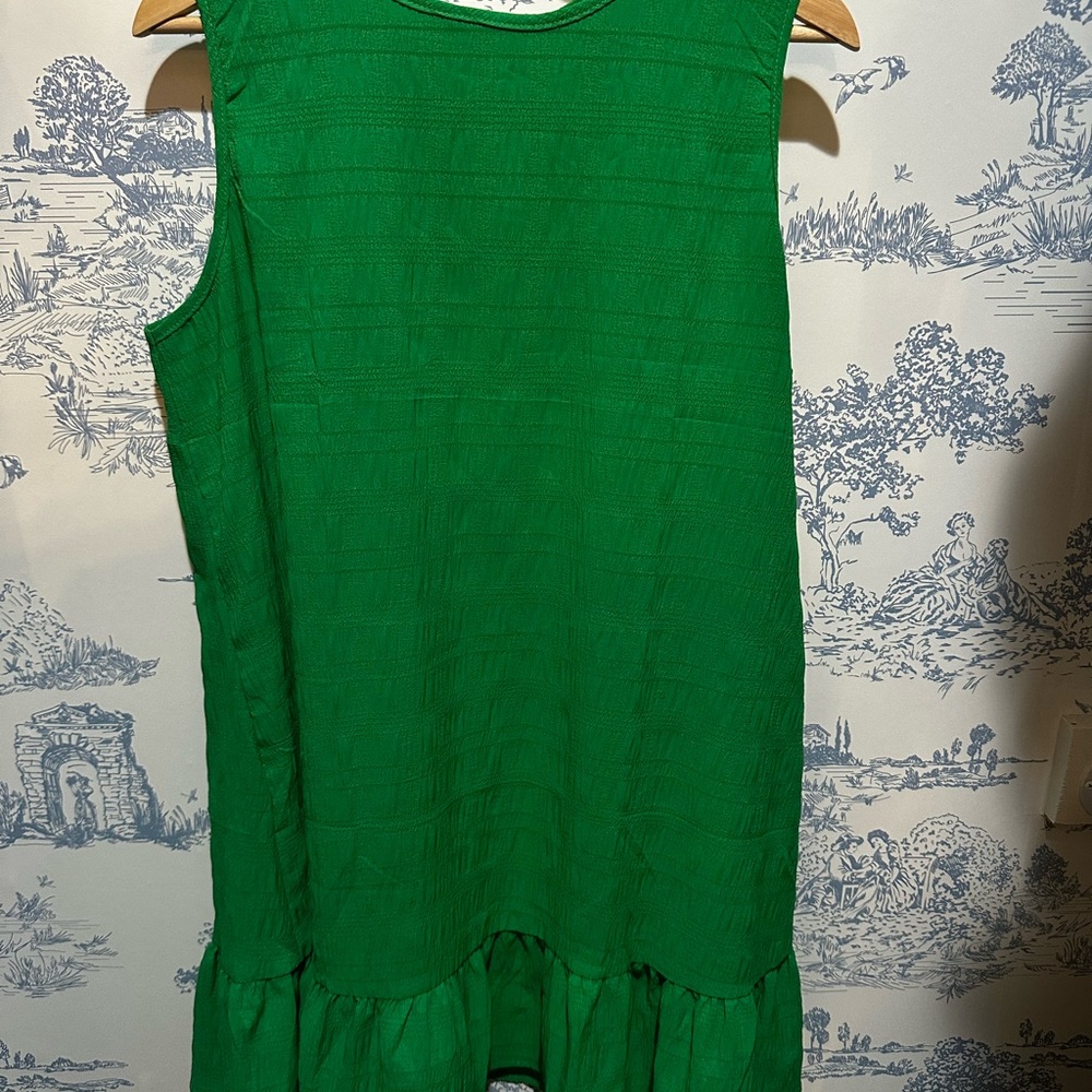 Green Sleeveless Dress